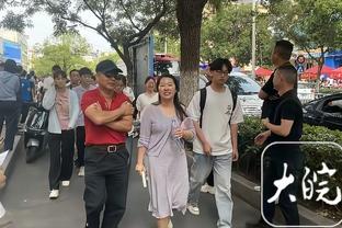 中国女足再次丢球！杰丁·肖迎球抽射破门